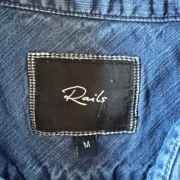 Rails women’s Ashlyn chambray faux leather button down shirt size medium - Picture 4 of 11